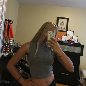 Ribbed grey crop top